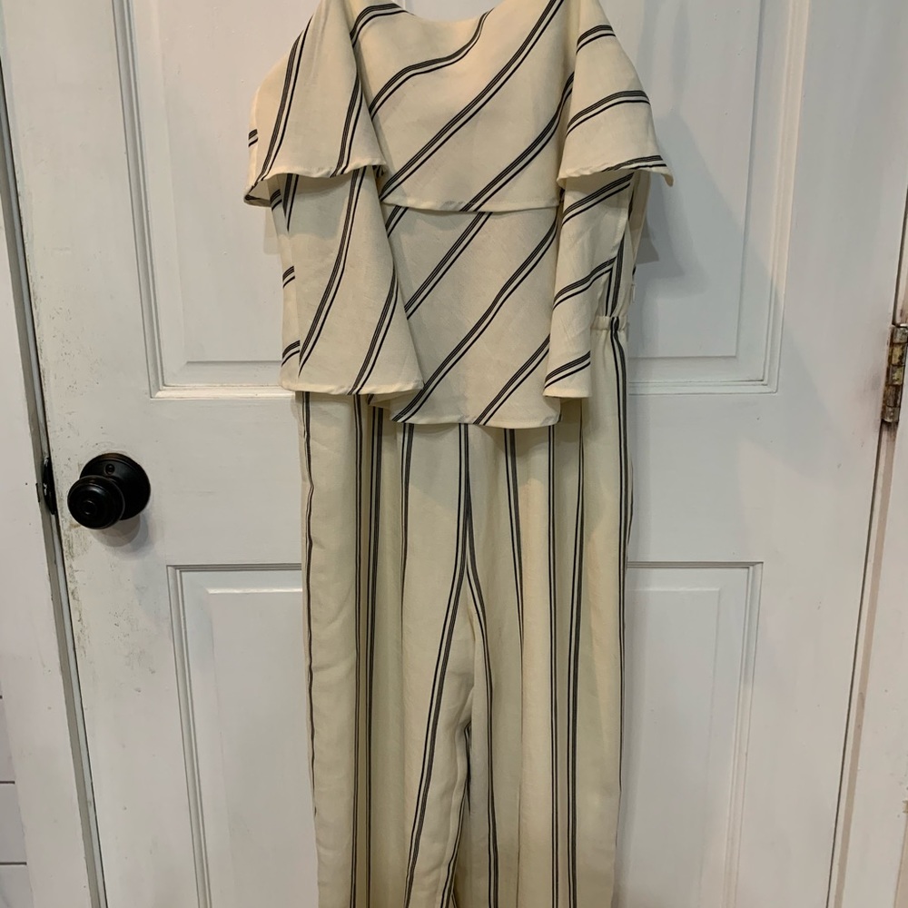 Jumpsuit - Picture 5 of 6